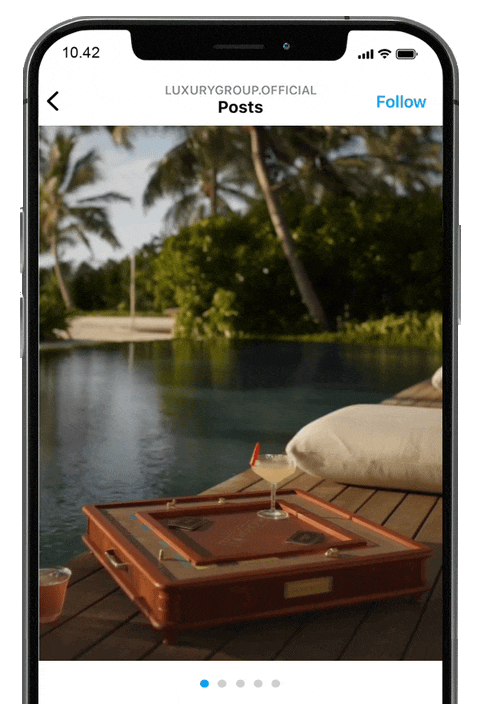 Animated gif of an instagram post with an image carousel.
