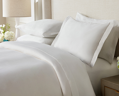 The Ritz-Carlton Classic Bedding Set.