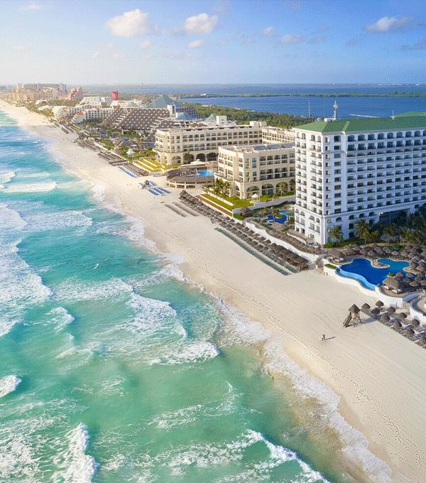 Animated GIF of the hotel and cabana beach chairs in Cancun.